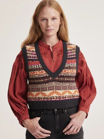 Odd Molly Strikvest ' Jean ' i brun: forside