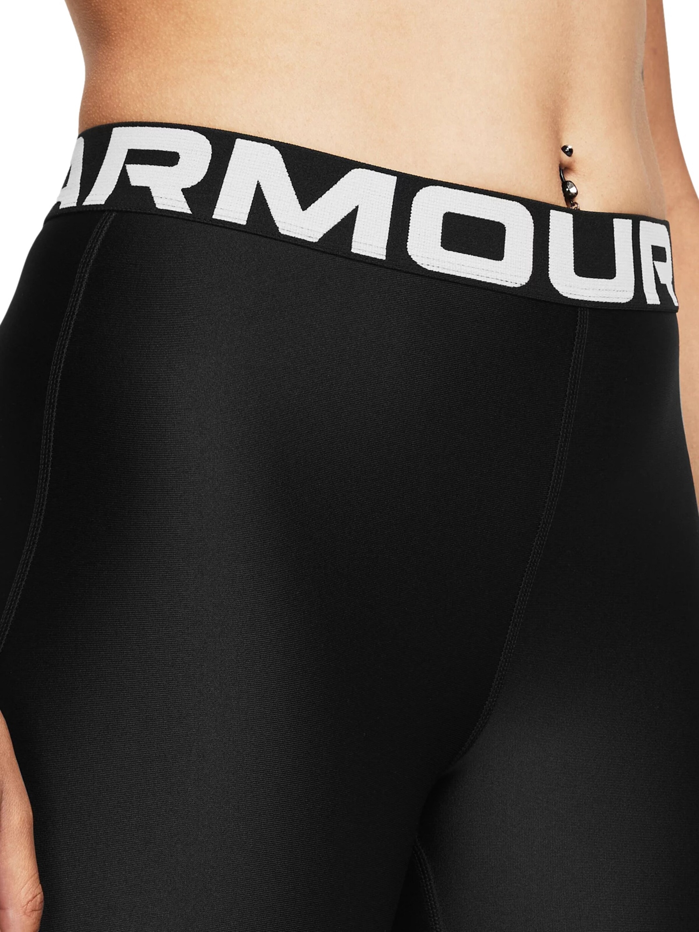 UNDER ARMOUR Skinny Broek in Zwart