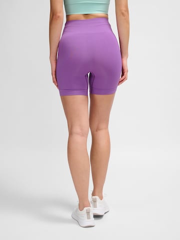 Hummel Skinny Sportshorts 'TIF' in Lila