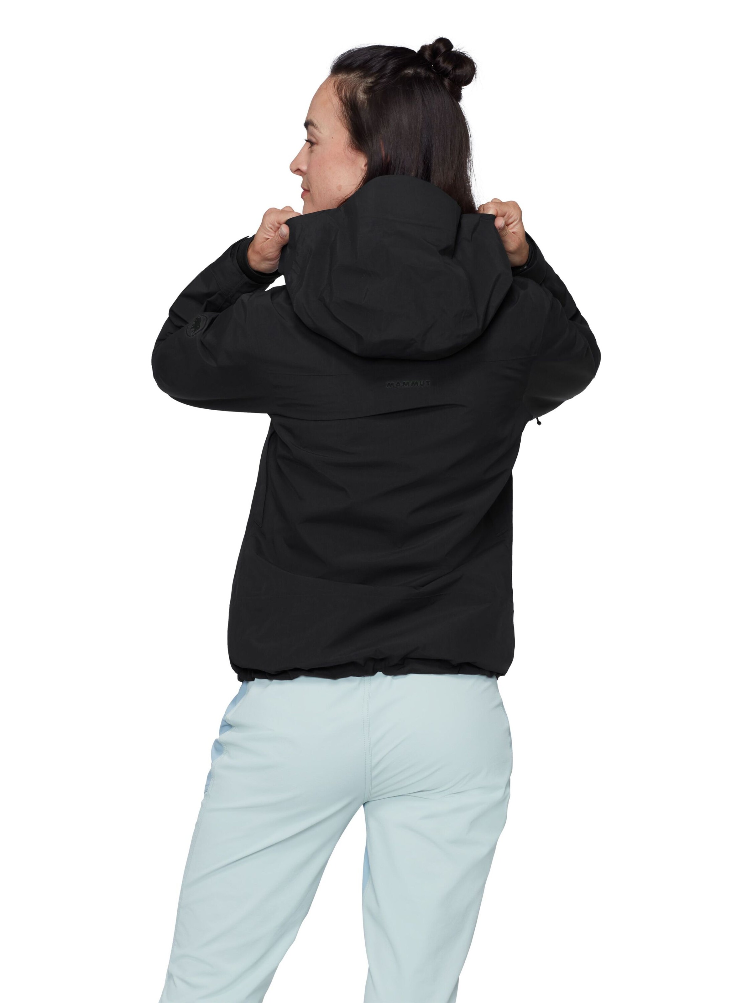 MAMMUT Outdoor Jacket in Black
