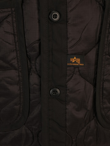 ALPHA INDUSTRIES Jacke in Schwarz