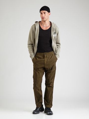 Nike Sportswear Normalny krój Spodnie w kolorze zielony