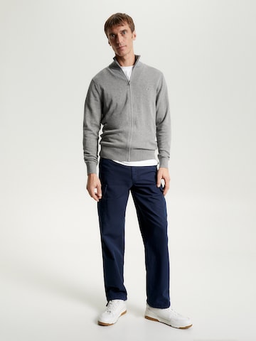 TOMMY HILFIGER - Cárdigan en gris