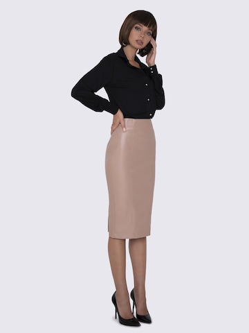 Anushka Rock in Beige