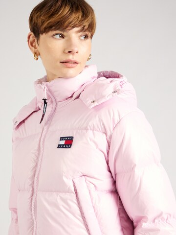 Tommy Jeans Jacke 'Alaska' in Pink