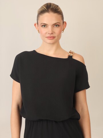 APART Kleid in Schwarz