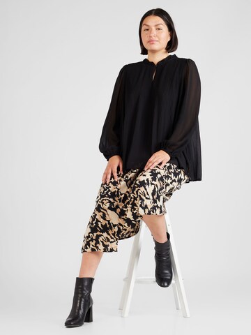 ONLY Carmakoma Blouse in Black