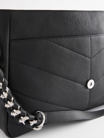 Next Schultertasche in Schwarz