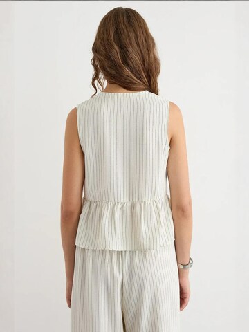 Hiccup Blouse in Wit