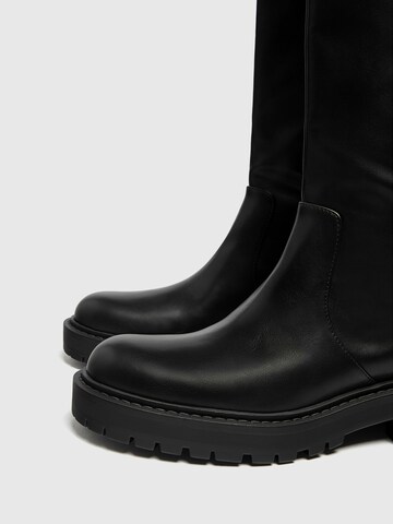 Pull&Bear Stiefel in Schwarz