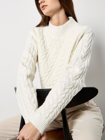 Pullover ' ' di Apricot in bianco