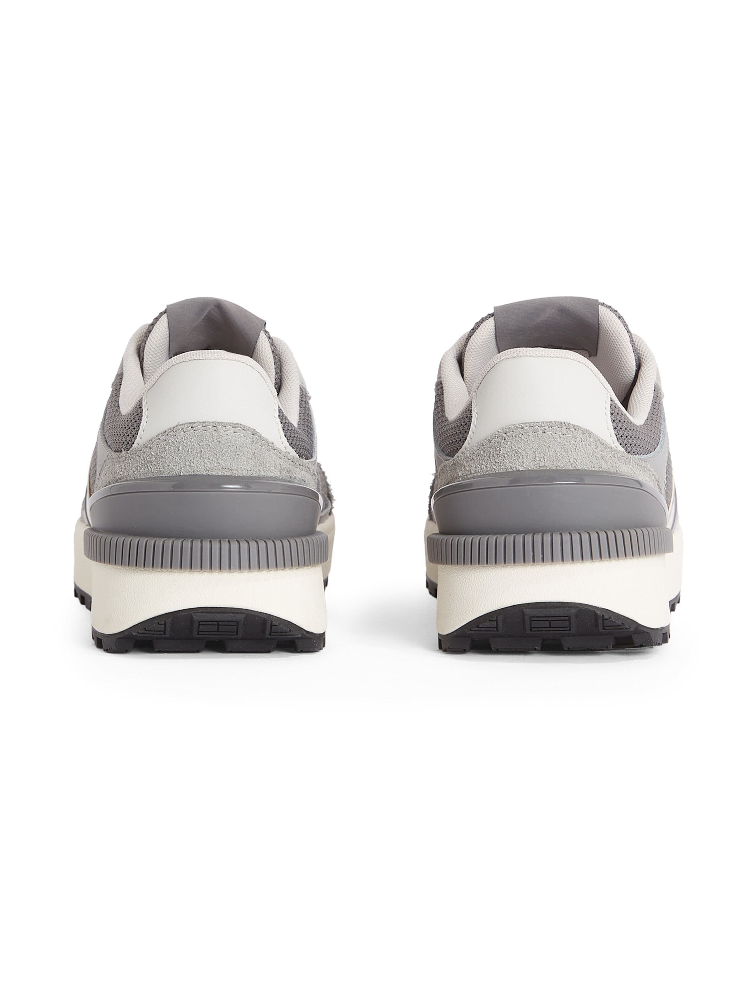 Tommy Jeans Низкие кроссовки 'Ess' в Серый