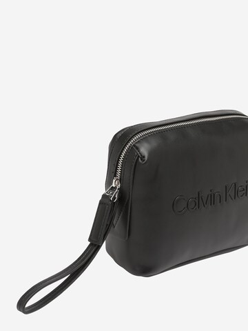 Calvin Klein - Mala de higiene em preto