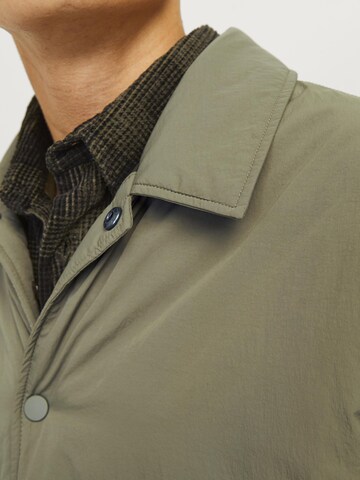Veste mi-saison JACK & JONES en vert