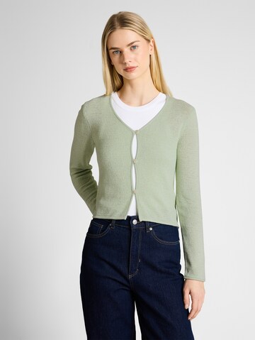 TOM TAILOR DENIM Strickjacke in Grün: Vorderseite