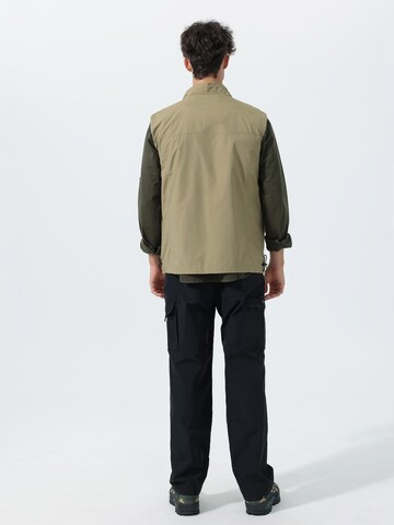 YOUTHUP Vest in Green