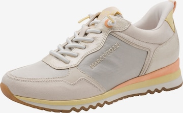 Baskets basses MARCO TOZZI en beige : devant
