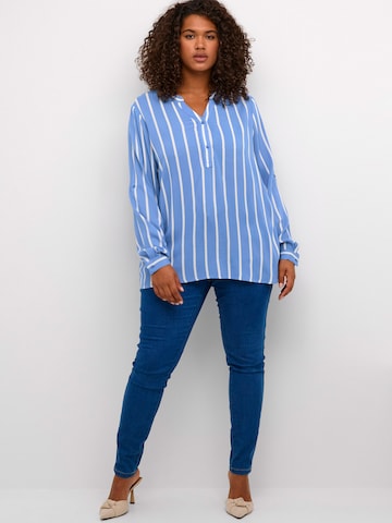 Camicia da donna 'Sida' di KAFFE CURVE in blu