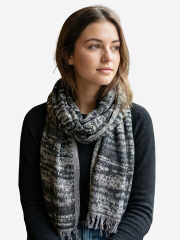 Sunsa Wrap 'Sunsa' in Black