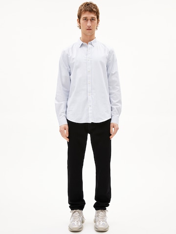 ARMEDANGELS Regular Jeans DYLAANO in Schwarz
