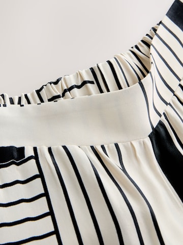 Wide leg Pantaloni di Next in bianco