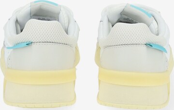 LACOSTE Sneakers in White