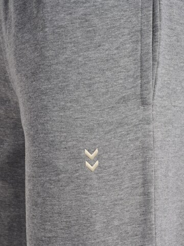 Hummel Loosefit Sportbroek 'PULSE' in Grijs