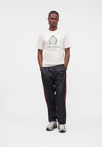 Nike Sportswear Футболка в Белый