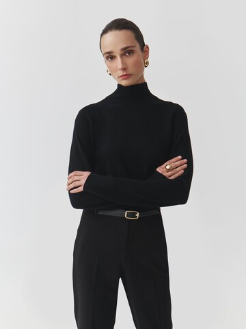 Regular Pantalon à plis ' LARI' TATUUM en noir