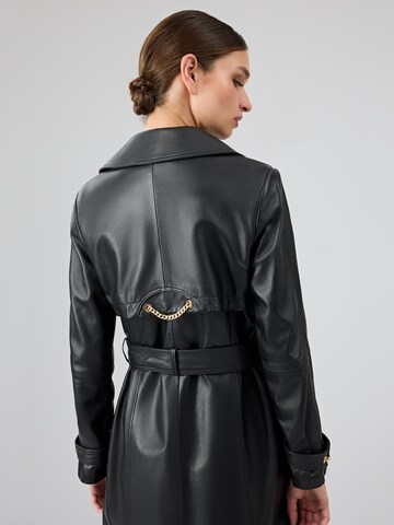 Derimod Mantel in Schwarz