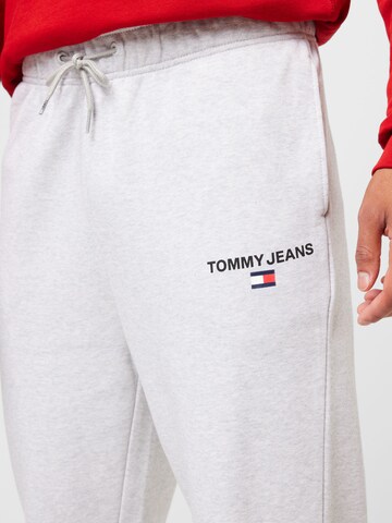 Tommy Jeans Zwężany krój Spodnie w kolorze szary