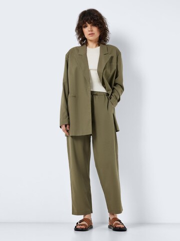 Noisy may Loose fit Pants 'ANNE BERRY' in Green