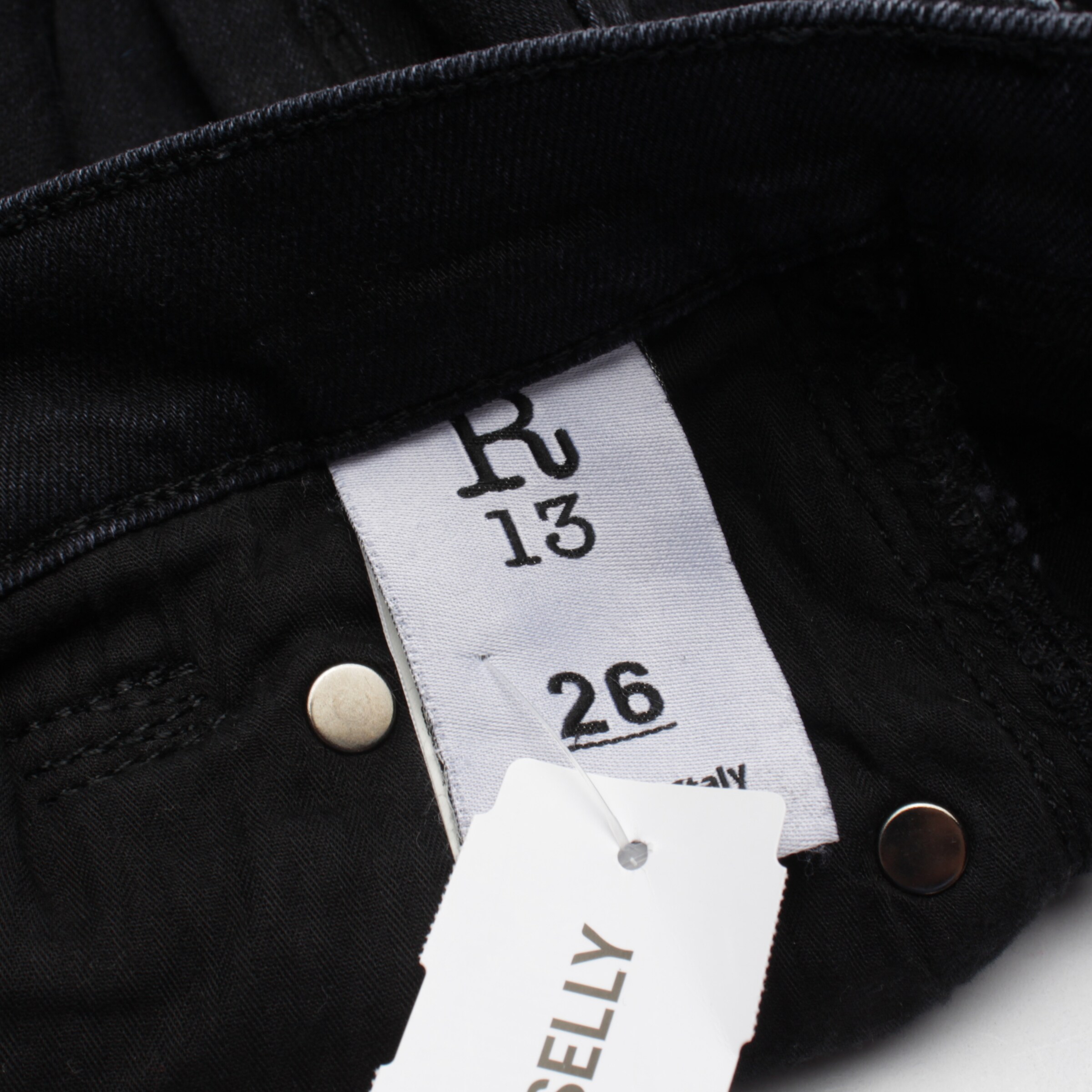 R13 Jeans 26 in Schwarz