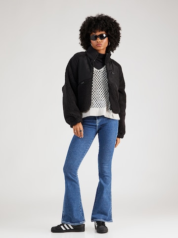 BDG Urban Outfitters Bluza polarowa w kolorze czarny