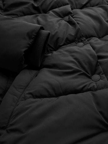 Cellbes of Sweden Winter coat in Black