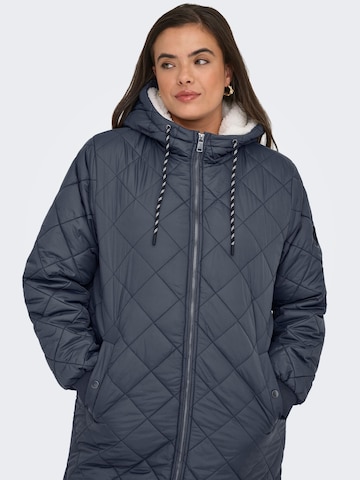 Manteau d’hiver 'CARNew Sandy' ONLY Carmakoma en bleu