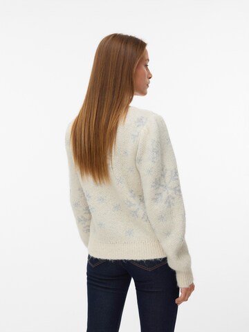 VERO MODA Neulepaita 'VMNEWSNOWYFROST' värissä beige