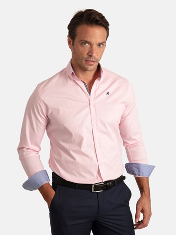 Williot Regular fit Button Up Shirt in Pink: front