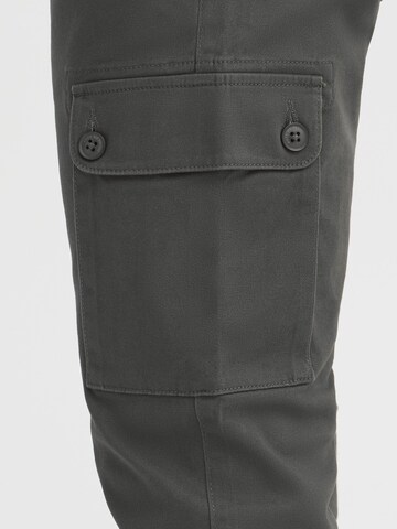 Tapered Pantaloni cargo 'Sellini' di BLEND in grigio