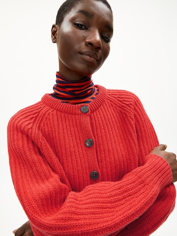 ARMEDANGELS Strickjacke 'Selmaa' in Rot: Vorderseite