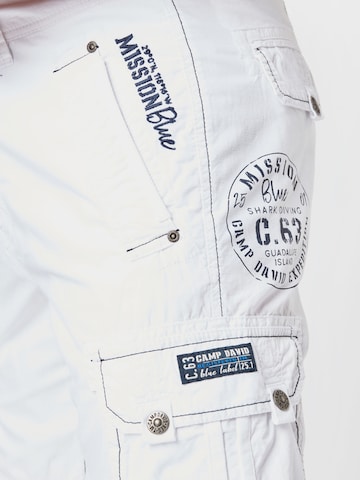 CAMP DAVID Regular Cargo Pants in White