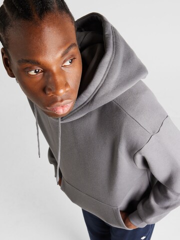 Sweat-shirt 'Dian Hoodie' ABOUT YOU en gris