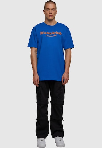 MT Upscale T-shirt 'Hustle' i blå