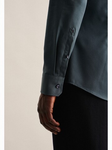 SEIDENSTICKER Slim fit Business shirt 'X-Slim' in Green