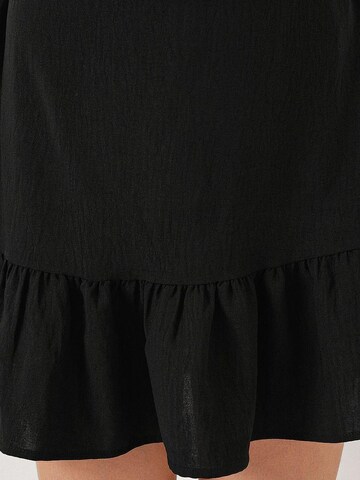 Bigdart - Saia em preto