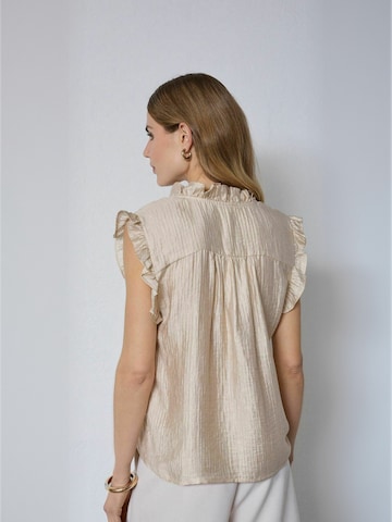 Top ' Tassy ' de la co'couture pe bej