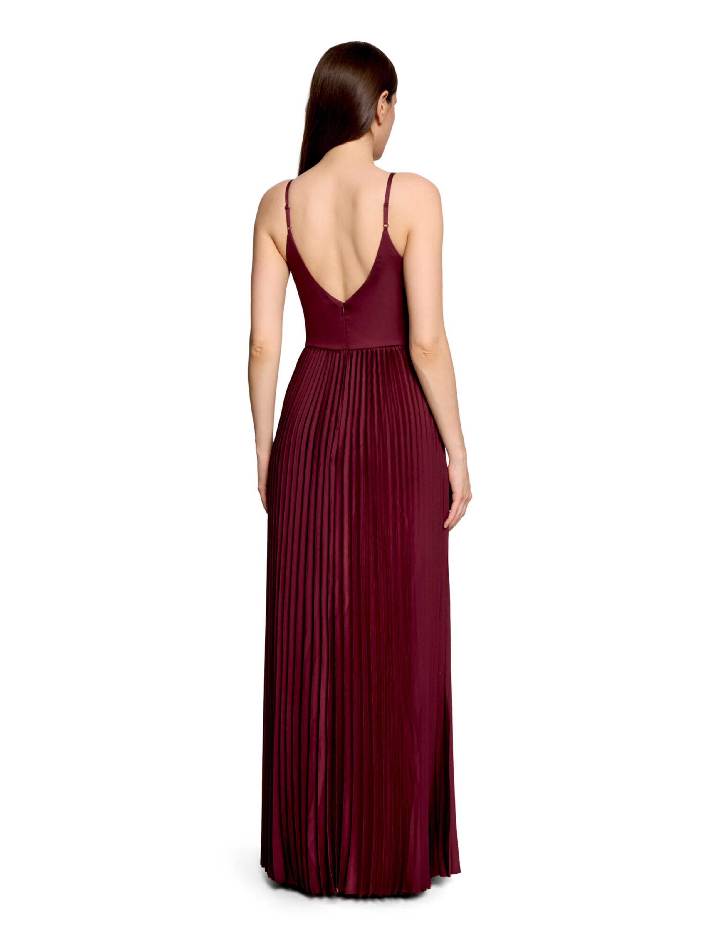 Robe de soirée Vera Mont en rouge