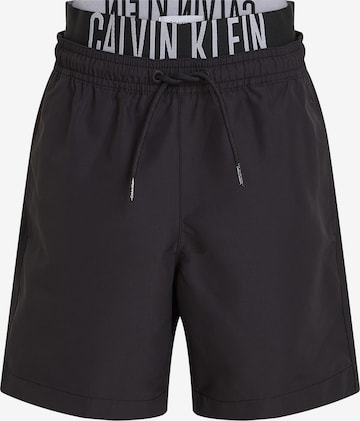 Shorts de bain 'Intense Power' Calvin Klein Swimwear en noir : devant