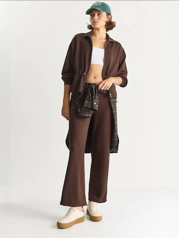 Bianco Lucci Joggingpak in Bruin