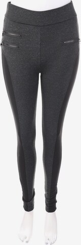 UNBEKANNT Pants in S in Grey: front